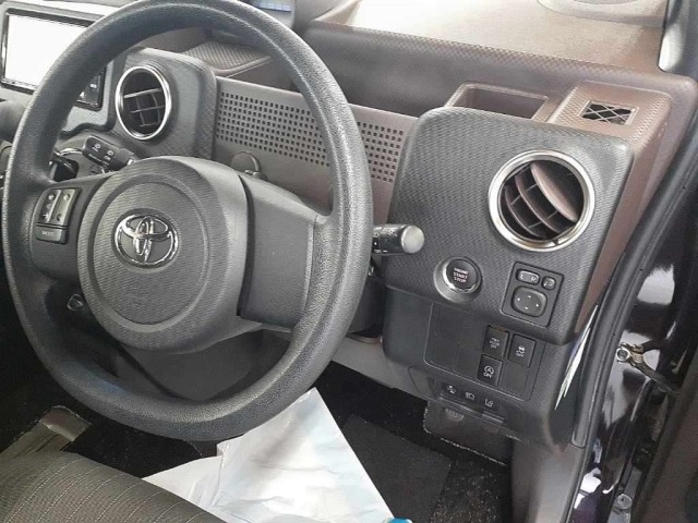 Toyota SPADE 2016 8341274-9