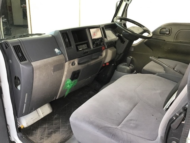 Mazda TITAN 2012 8347814-6