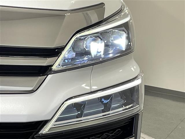 Toyota VELLFIRE 2018 8345973-13