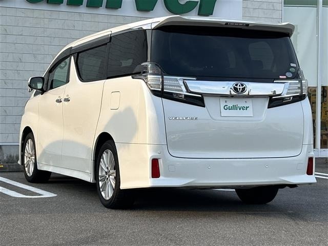 Toyota VELLFIRE 2015 8346011-13