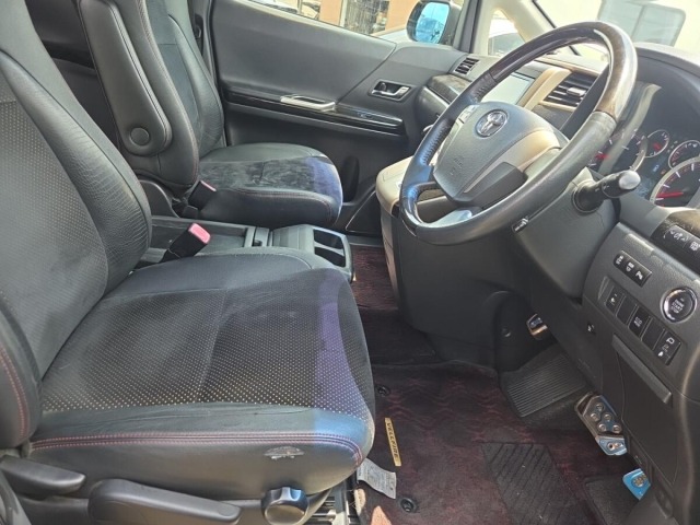 Toyota VELLFIRE 2014 8346114-4
