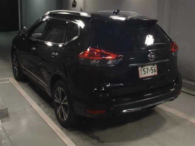 Nissan X-TRAIL 2017 8343379-1
