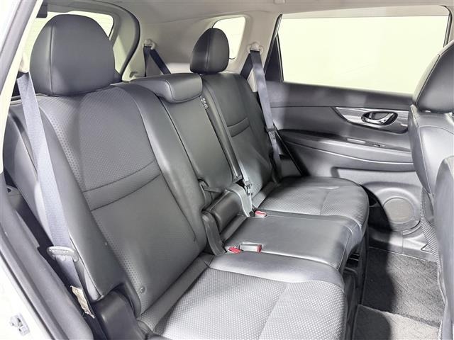Nissan X-TRAIL 2016 8344708-22