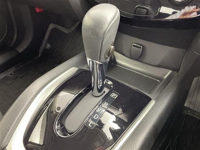 Nissan X-TRAIL 2017 8344727-11