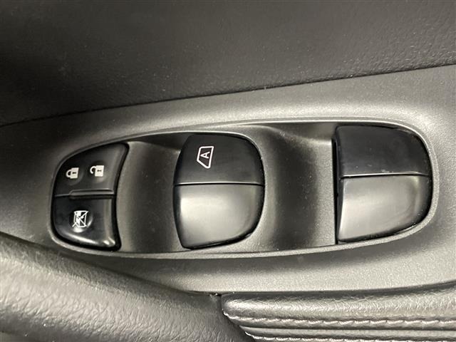 Nissan X-TRAIL 2017 8344727-4