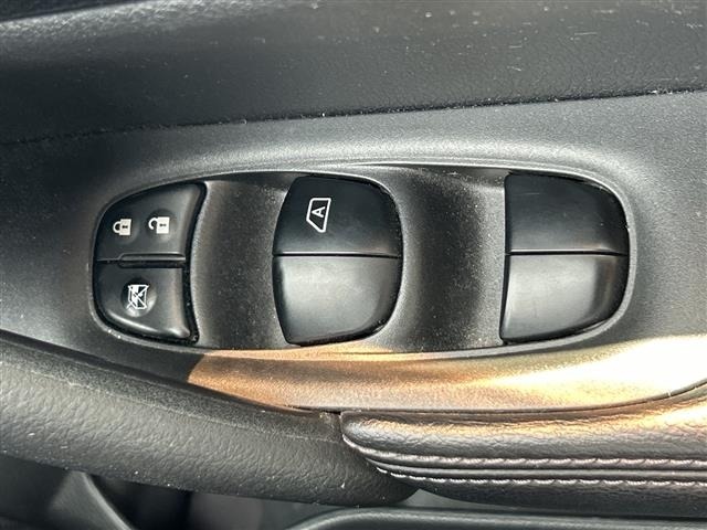 Nissan X-TRAIL 2014 8344743-29