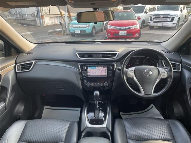 Nissan X-TRAIL 2015 8344848-17