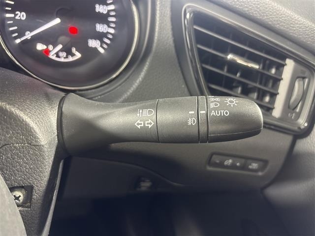 Nissan X-TRAIL 2018 8344873-7