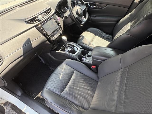 Nissan X-TRAIL 2017 8344874-7