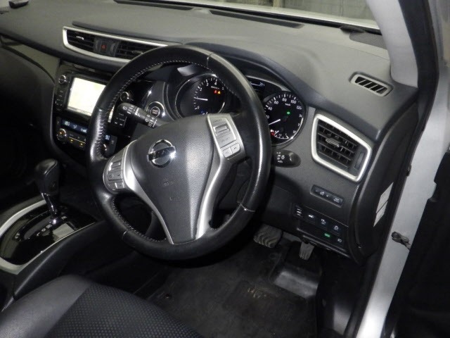 Nissan X-TRAIL 2016 8344889-3