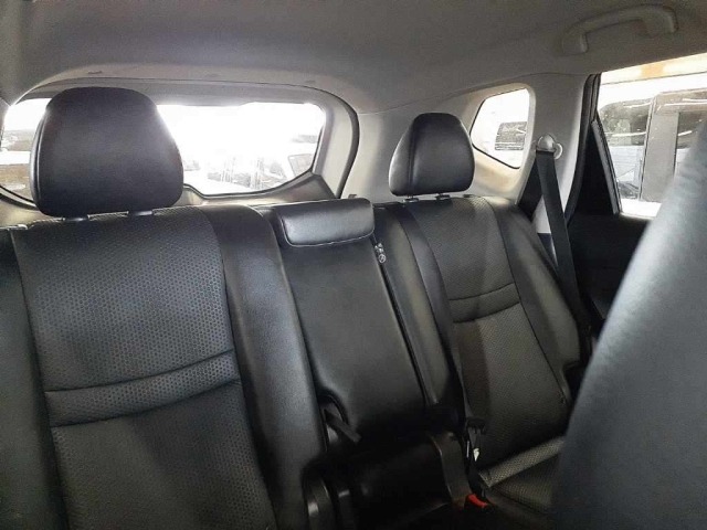 Nissan X-TRAIL 2018 8344923-11