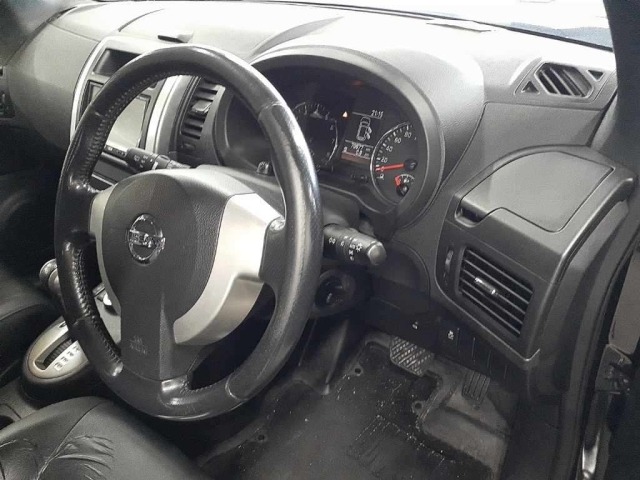 Nissan X-TRAIL 2011 8344932-9