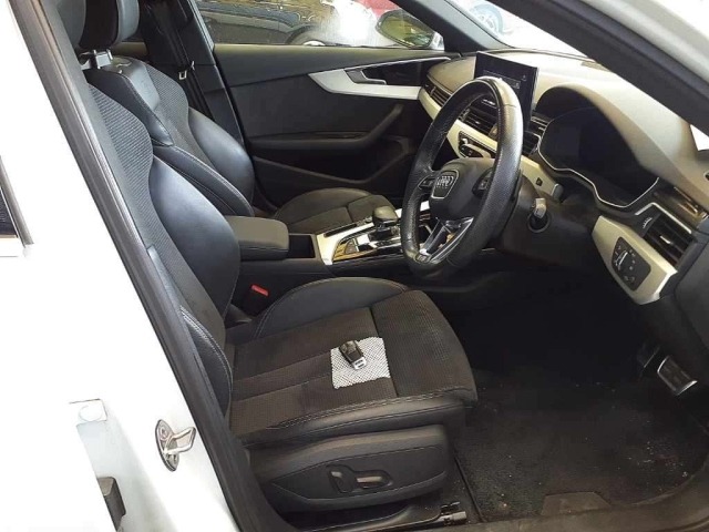 Audi A4 2021 8352751-8