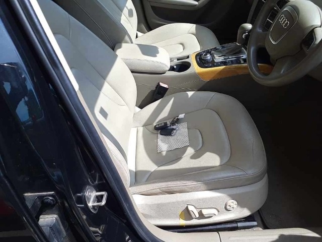 Audi A4 2011 8352762-8
