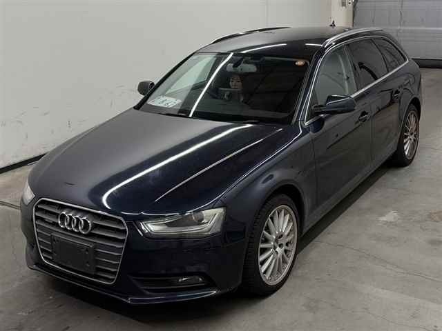 Audi A4 2012 8352766-4