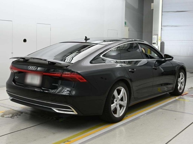 Audi A7 2021 8357724-1