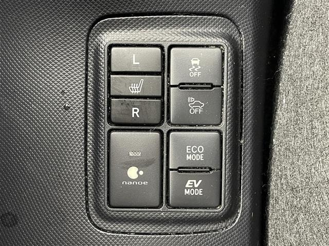 Toyota AQUA 2016 8357793-21