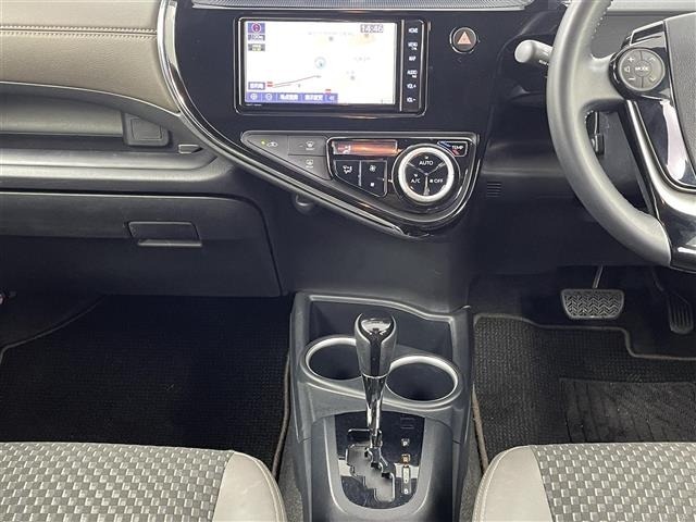 Toyota AQUA 2018 8357794-10