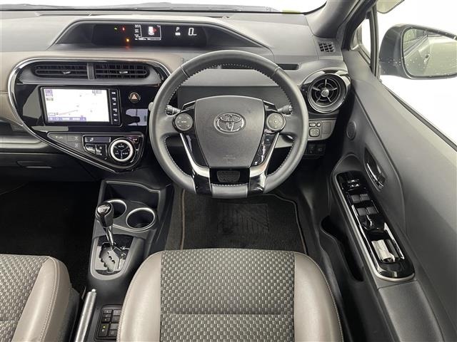 Toyota AQUA 2018 8357794-15