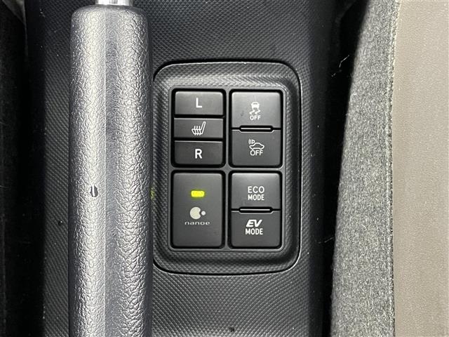 Toyota AQUA 2018 8357794-20