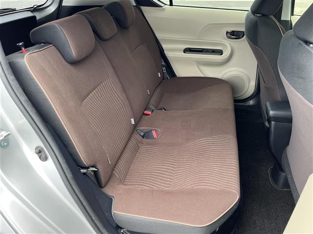 Toyota AQUA 2014 8357812-11
