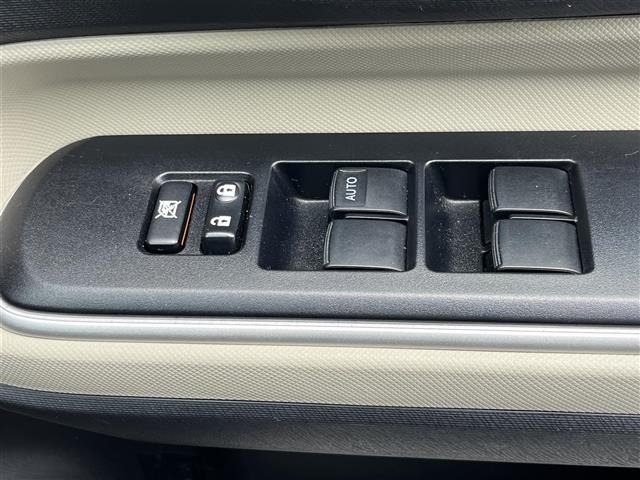Toyota AQUA 2014 8357812-5