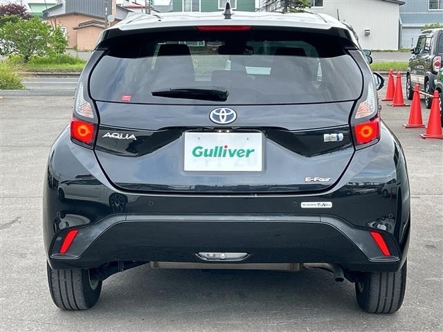 Toyota AQUA 2022 8357830-2