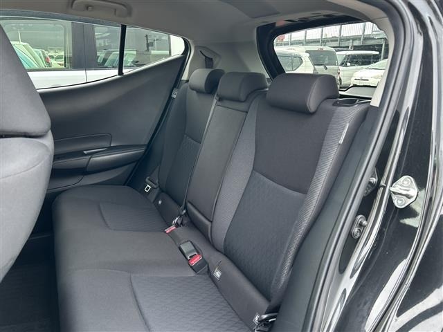 Toyota AQUA 2022 8357830-8