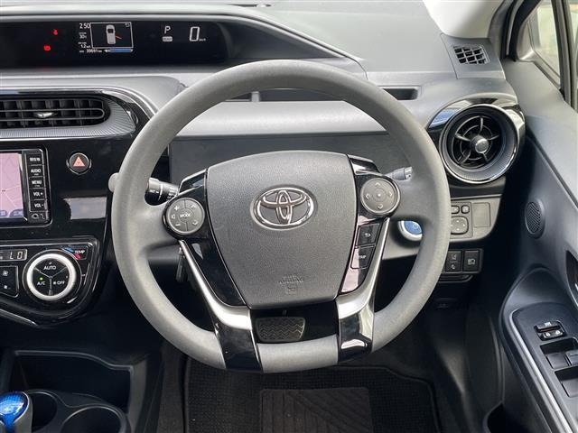 Toyota AQUA 2017 8357833-16