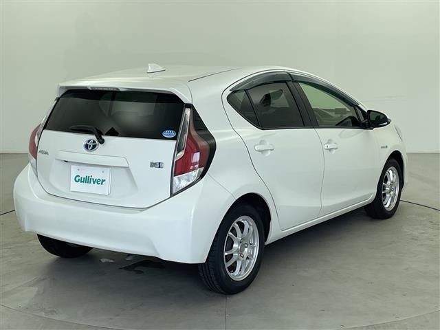 Toyota AQUA 2015 8357853-4