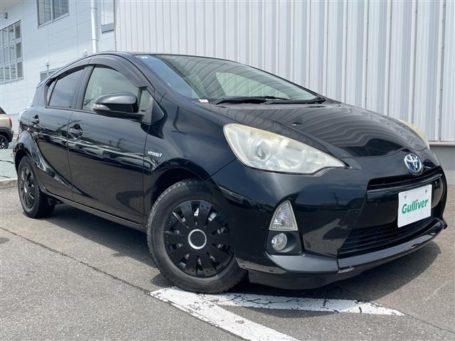Toyota AQUA 2013 8357854-0
