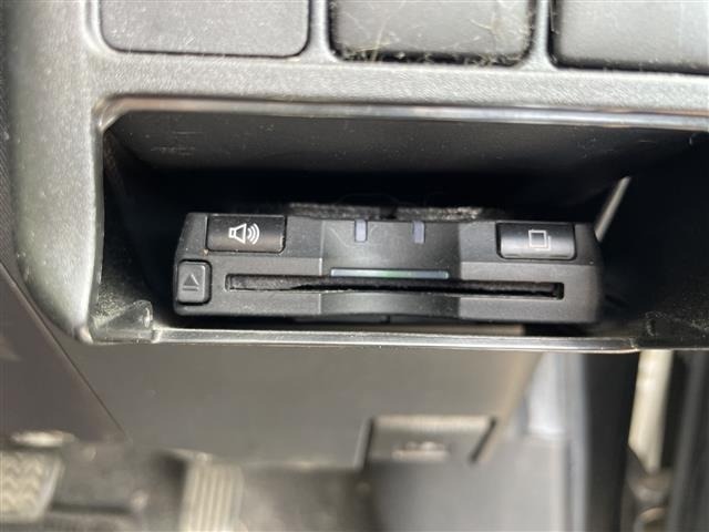 Toyota AQUA 2013 8357854-1