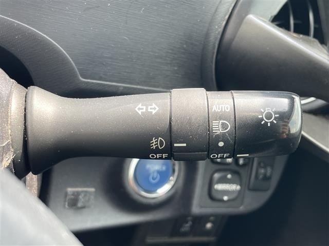 Toyota AQUA 2013 8357854-11