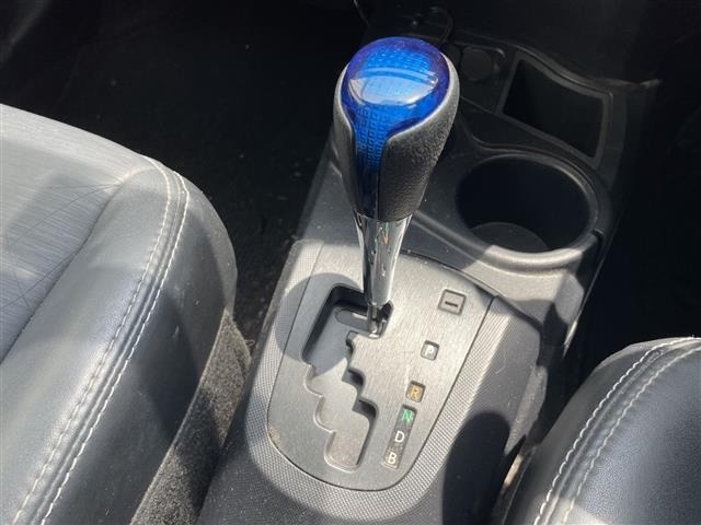 Toyota AQUA 2013 8357854-22