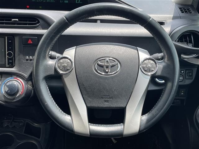 Toyota AQUA 2013 8357854-7