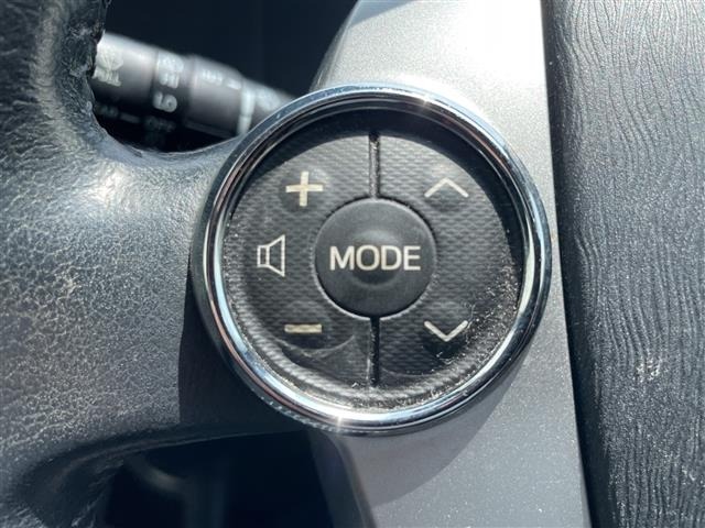 Toyota AQUA 2013 8357854-8