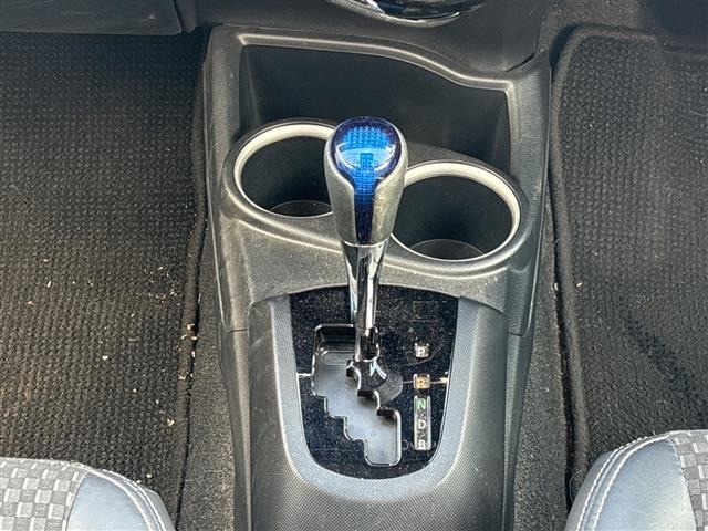 Toyota AQUA 2017 8357855-19