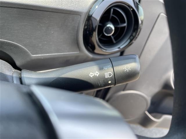 Toyota AQUA 2015 8357856-18