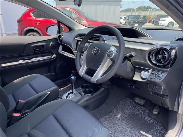 Toyota AQUA 2015 8357856-4