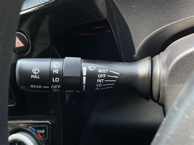 Toyota AQUA 2018 8357857-8