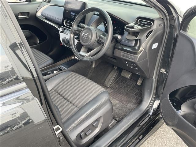 Toyota AQUA 2021 8357860-6