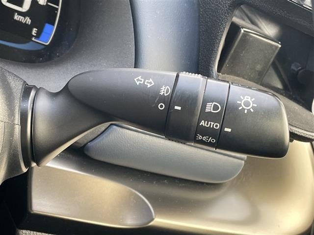 Toyota AQUA 2021 8357860-7