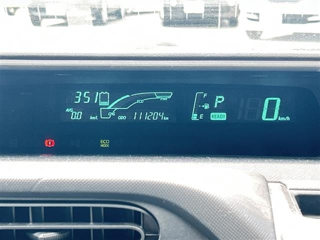 Toyota AQUA 2012 8357865-15