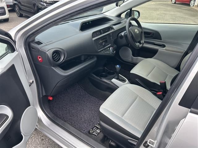 Toyota AQUA 2012 8357865-20