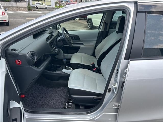 Toyota AQUA 2012 8357865-22