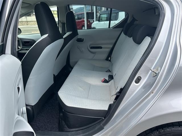 Toyota AQUA 2012 8357865-6