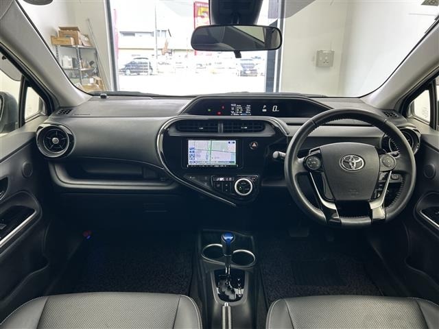 Toyota AQUA 2017 8357866-14