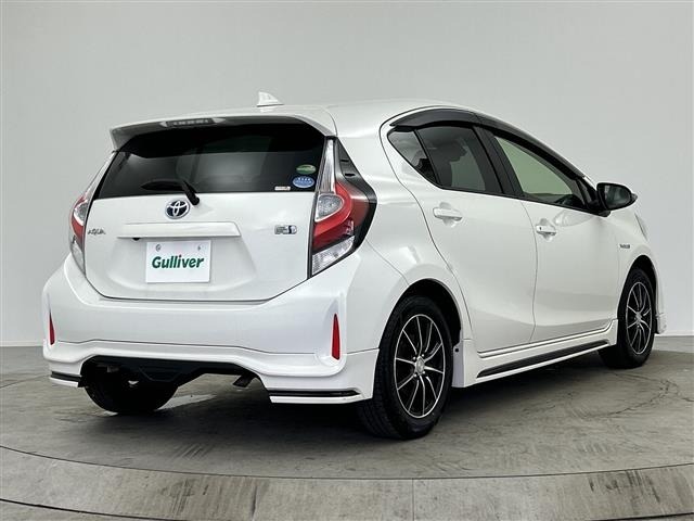 Toyota AQUA 2017 8357866-20