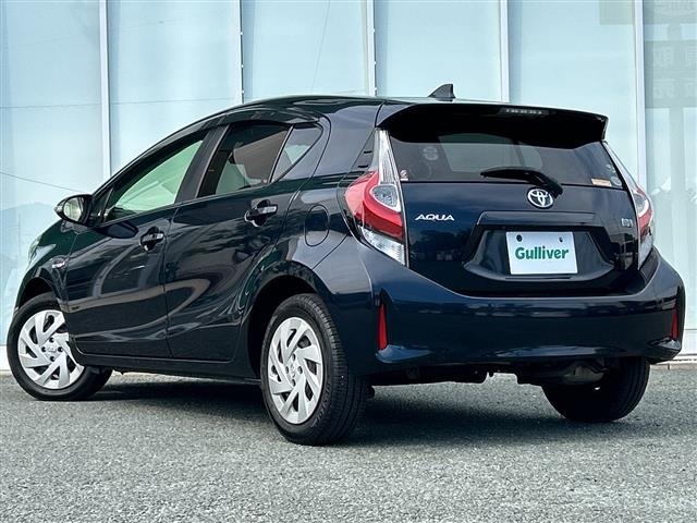 Toyota AQUA 2017 8357868-13