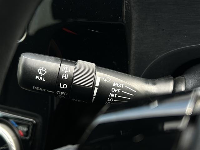 Toyota AQUA 2017 8357868-5